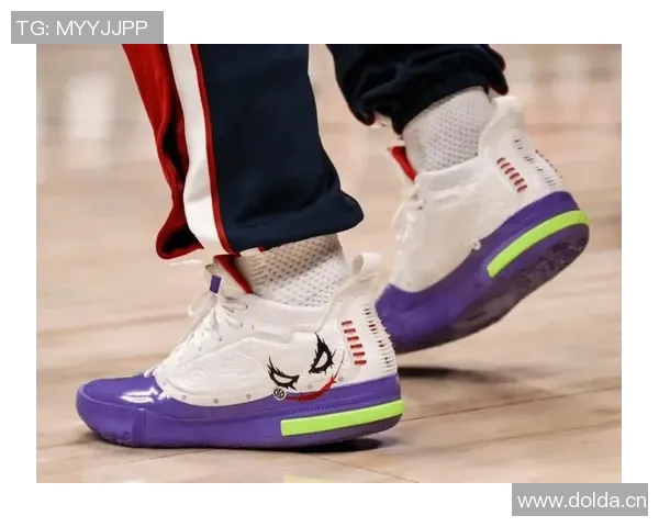 戈登今日穿搭JOKER1PE球鞋个人Logo设计引发球迷热议