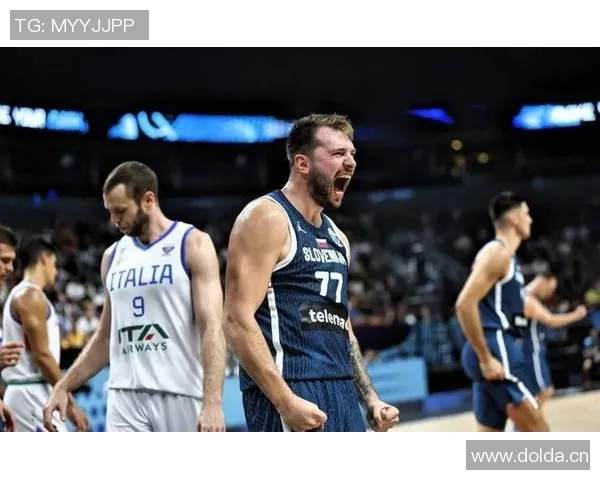 东契奇回忆与雷迪克搭档时的艰辛岁月全靠我独撑局面