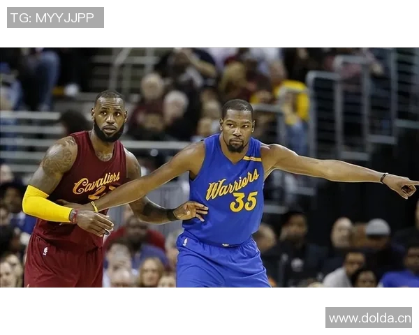 老詹好友揭秘杜兰特私信内容KD邀勒布朗回顾17年和18年三分球精彩瞬间