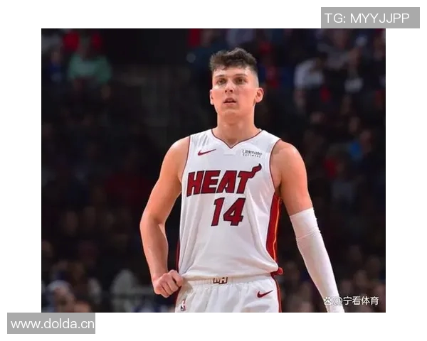 小米切尔缺席三场季前赛后重返赛场希罗与罗齐尔仍未合练