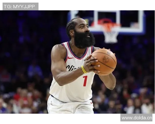 三球本赛季表现下滑愿意离队场均216分69板96助命中率创生涯新低