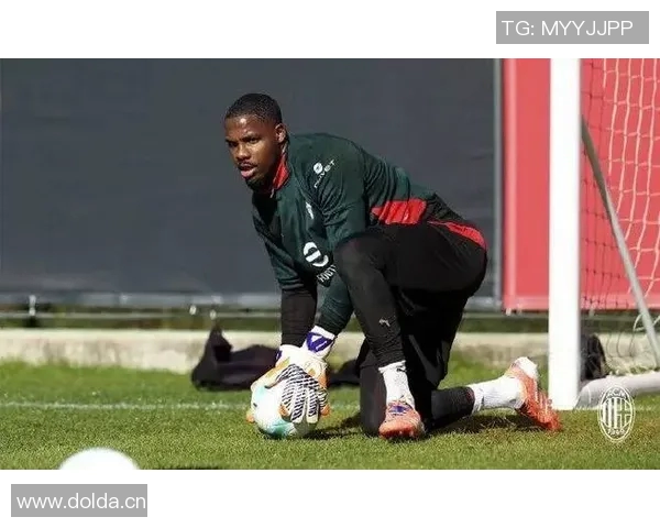 莫雷托透露米兰与迈尼昂续约谈判冷淡尤文图斯或将介入