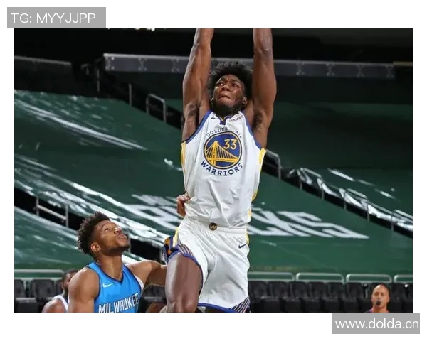 怀斯曼表现稳定2投2中贡献5分4板2助1帽失误略显偏多 怀斯曼表现稳定2投2中贡献5分4板2助1帽失误略显偏多