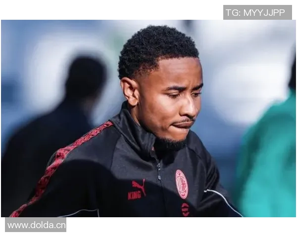 恩昆库重返米兰合练奇克继续进行单独训练